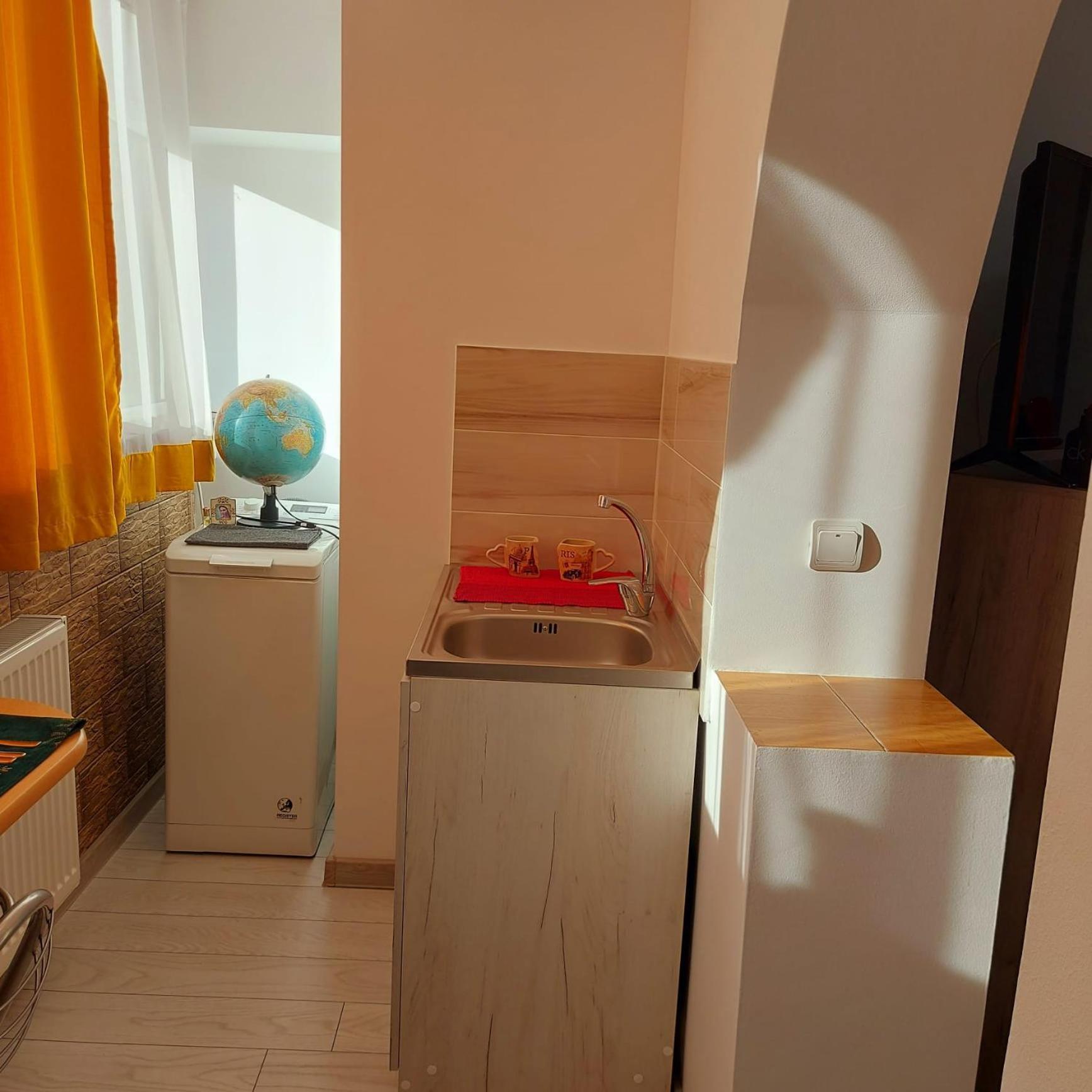 Dayana Home Râmnicu Vâlcea エクステリア 写真